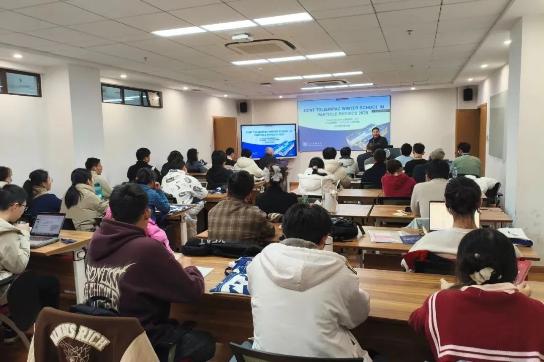 https://stratus.campaign-image.com.cn/images/21155000000404004_zc_v1_1743041605616_冬季学校.jpg
